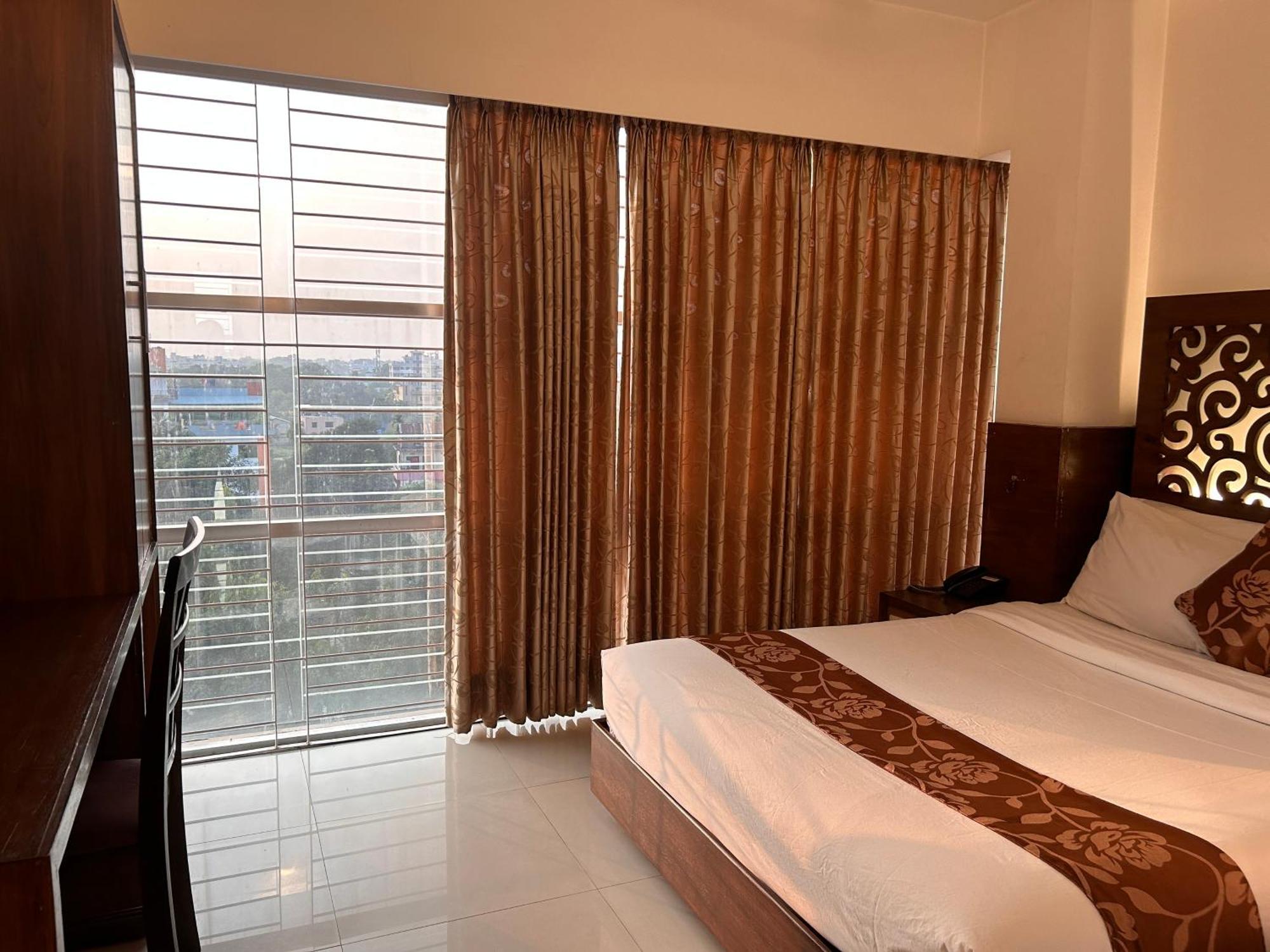 La Vista Hotel Sylhet Extérieur photo