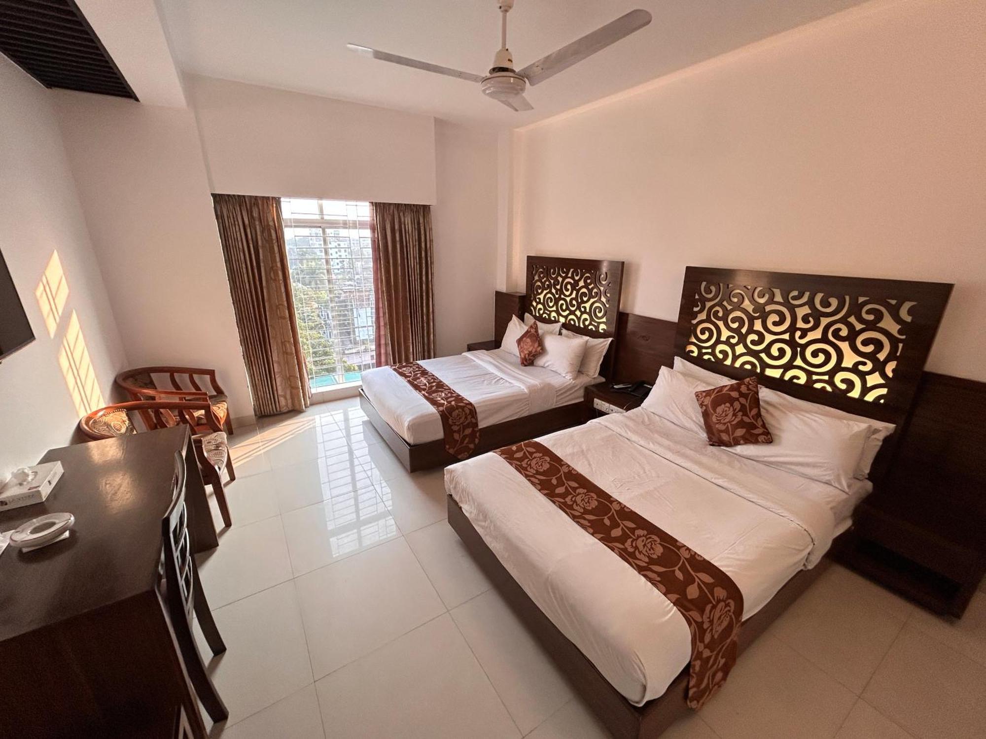 La Vista Hotel Sylhet Extérieur photo