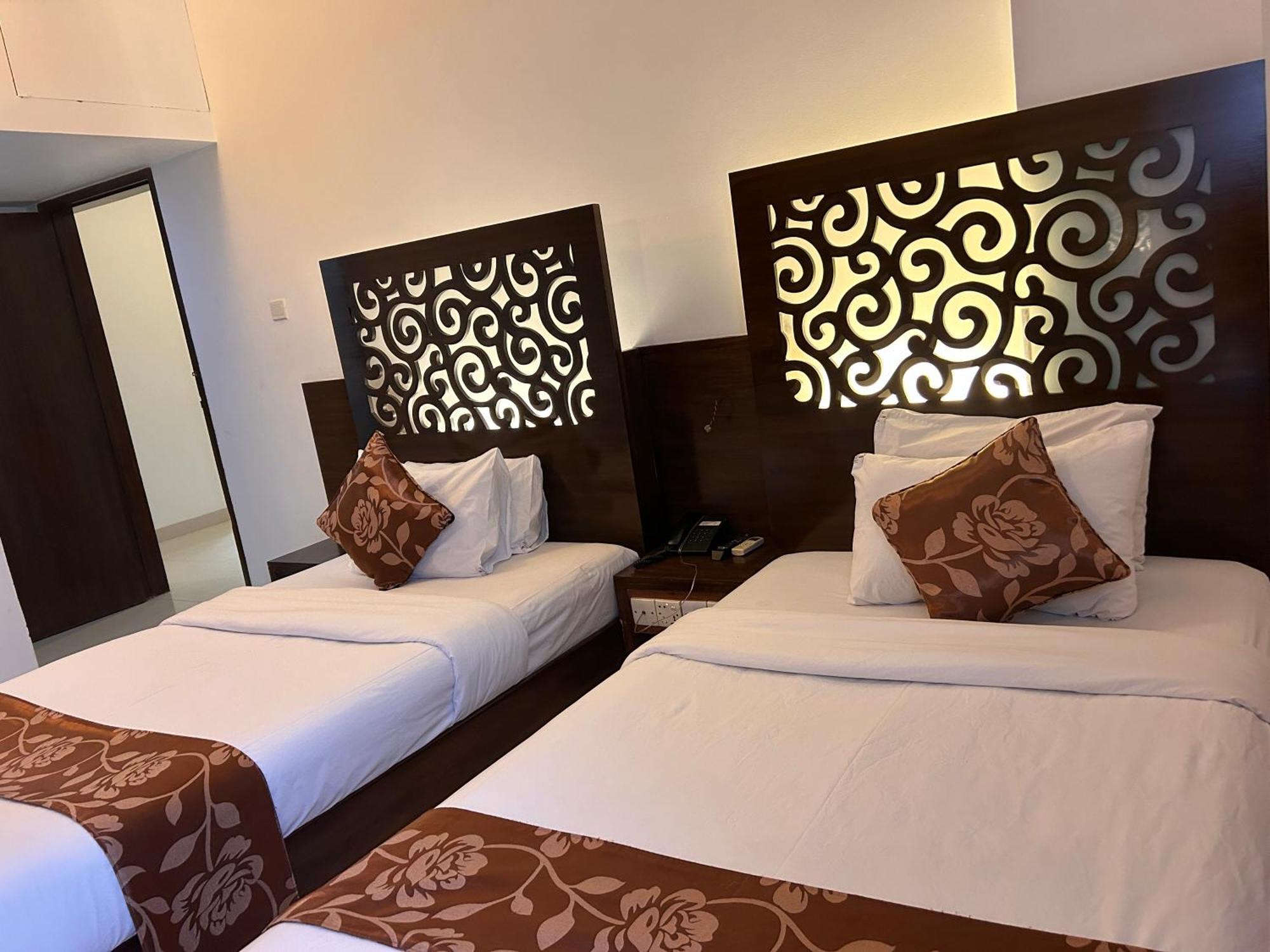 La Vista Hotel Sylhet Extérieur photo
