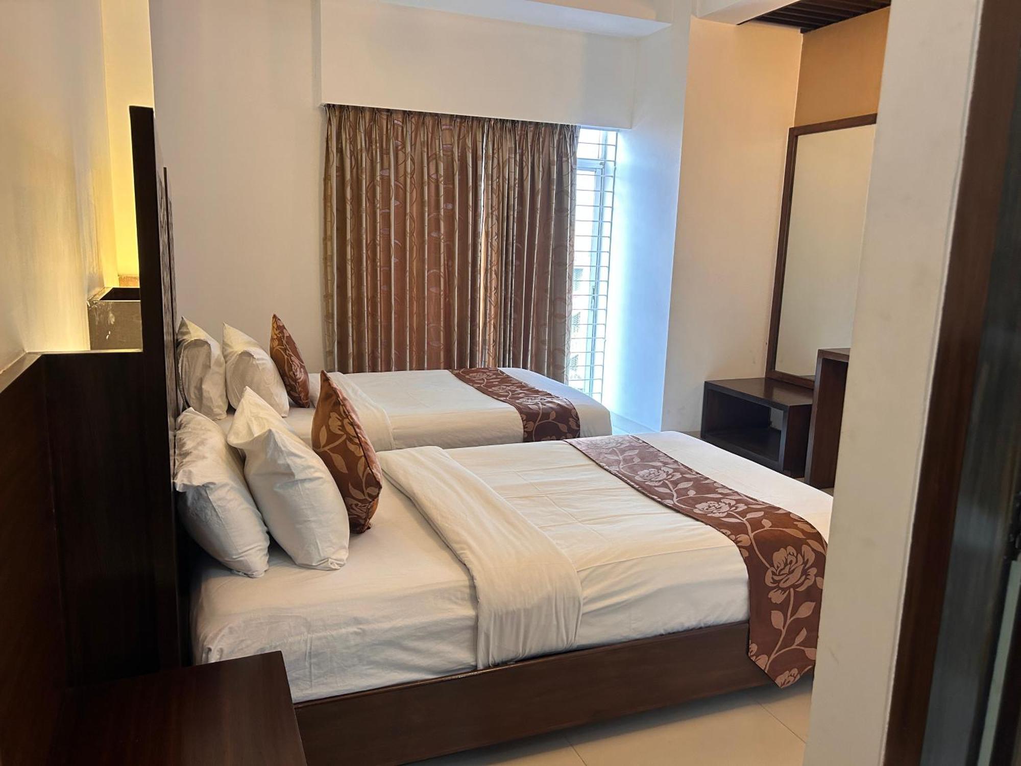 La Vista Hotel Sylhet Extérieur photo