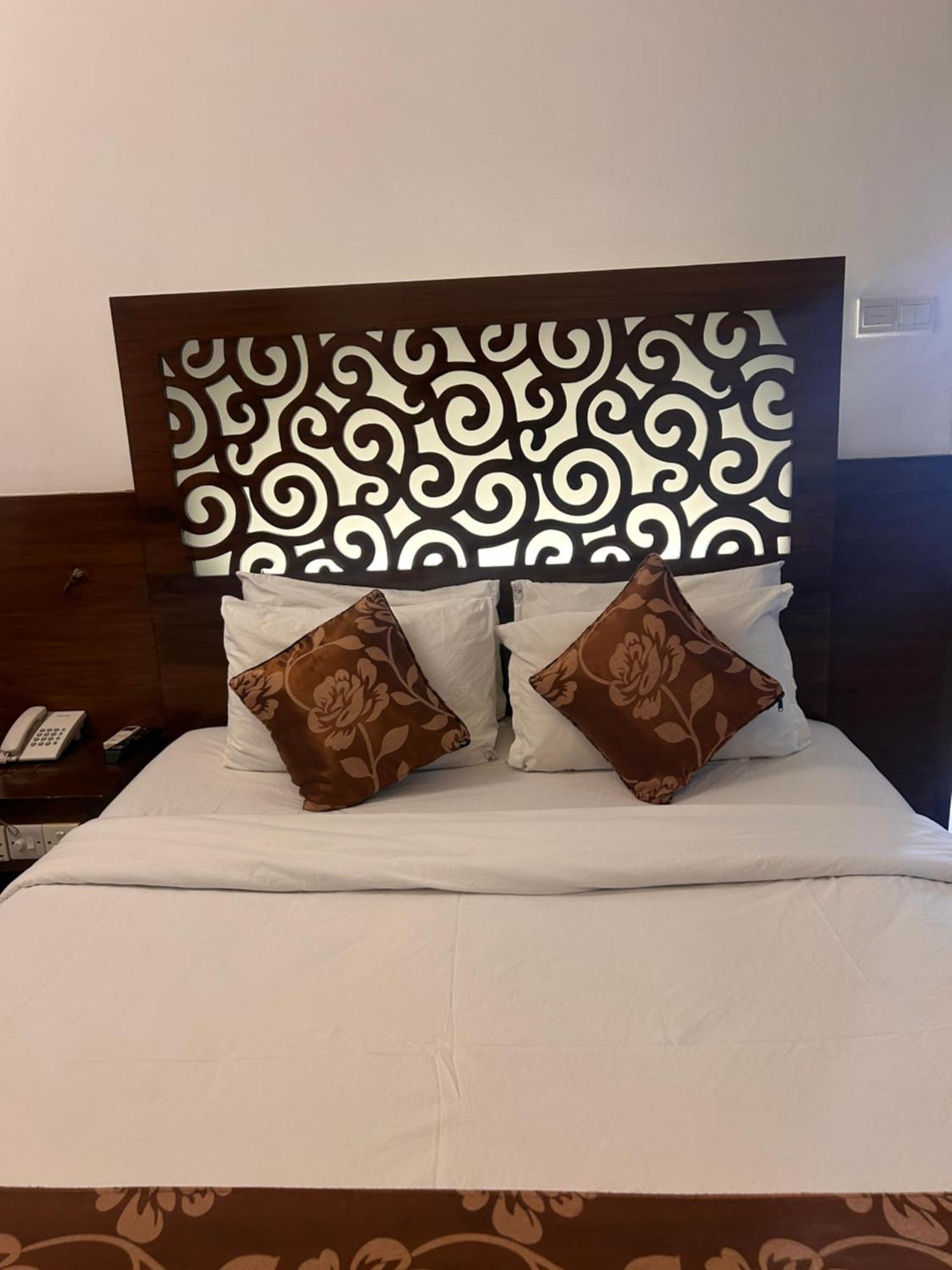La Vista Hotel Sylhet Extérieur photo